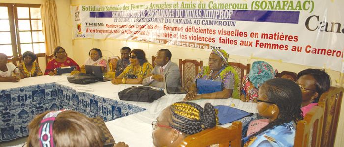 Handicapés visuels: les chemins de l’insertion sociale Handicapés visuels: les chemins de l’insertion sociale