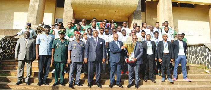 Yaoundé: Eding F.C chez le gouverneur