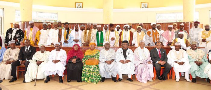 Paix et stabilité au Cameroun: les imams en prière à Yaoundé 