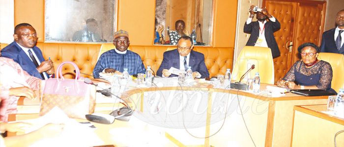 Assemblée nationale : la défense des enveloppes a commencé Assemblée nationale : la défense des enveloppes a commencé