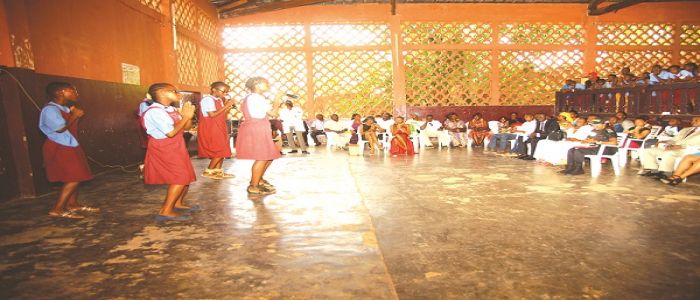 Education: le premier trimestre s’achève