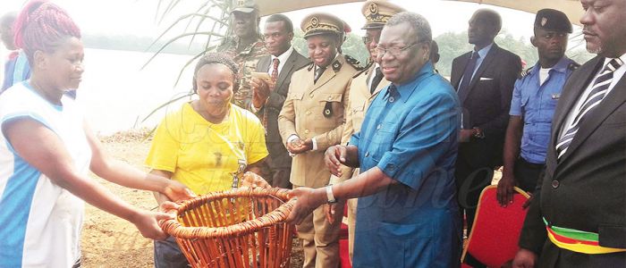 La pêche à la palourde lancée