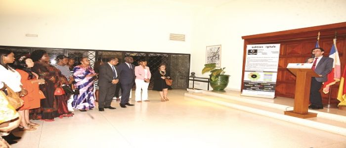 Promotion des TIC: le soutien de la France