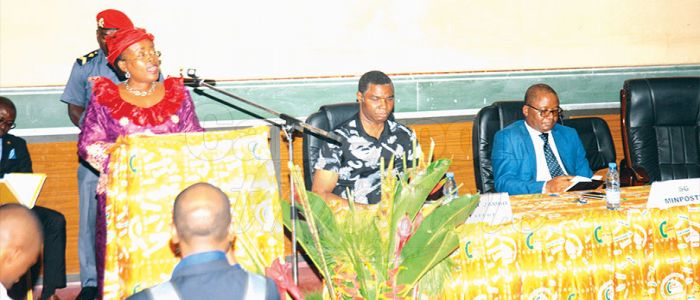 Economie numérique: les enjeux expliqués aux étudiants