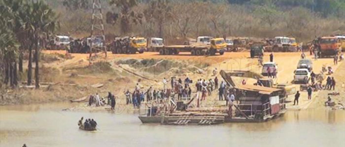 Bétaré-Oya: la traversée du Lom perturbée Bétaré-Oya: la traversée du Lom perturbée