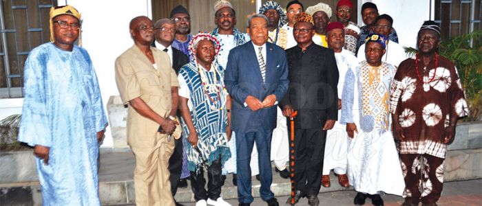 Douala: Niat Njifenji prône le vivre ensemble