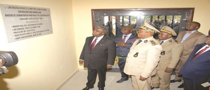 Décentralisation: Yoko New Look !