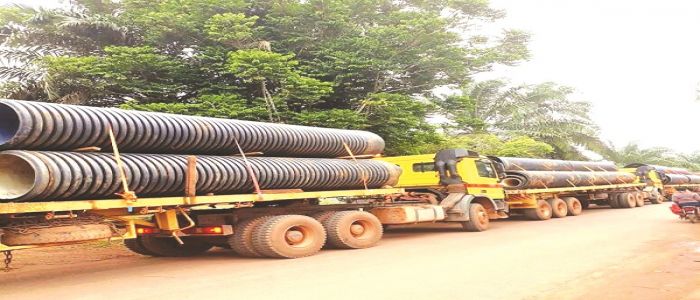 Stade d’Olembe: 297 nouveaux conteneurs de matériaux Stade d’Olembe: 297 nouveaux conteneurs de matériaux