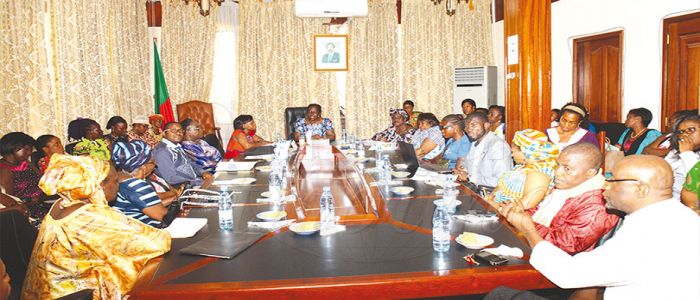 Minas: femmes vulnérables à autonomiser Minas: femmes vulnérables à autonomiser