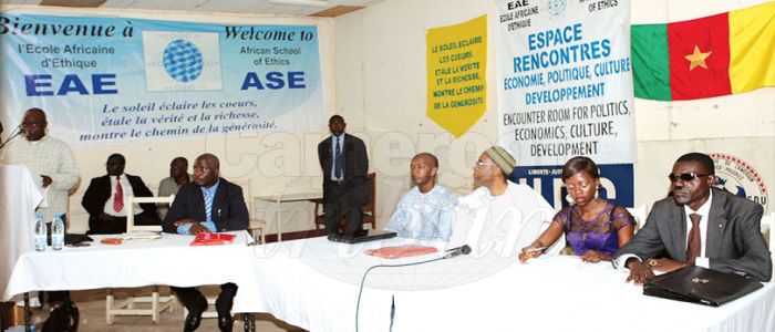 Sénatoriales 2018: L’argent, le nerf de la.. campagne