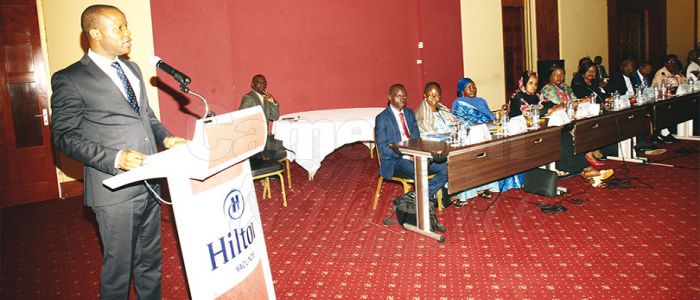 Lutte contre la fraude fiscale : douanes et impôts en synergie Lutte contre la fraude fiscale : douanes et impôts en synergie