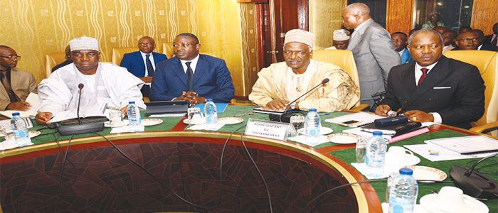 Marchés publics: un système à renforcer Marchés publics: un système à renforcer