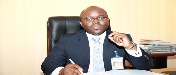 Louis Maxime Meka Meka: « Incendier le drapeau est un acte grave » Louis Maxime Meka Meka: « Incendier le drapeau est un acte grave »