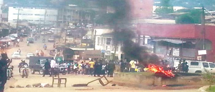 Vandalisme à Bamenda: ces commanditaires tapis dans l’ombre Vandalisme à Bamenda: ces commanditaires tapis dans l’ombre