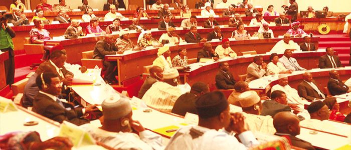 Travail parlementaire: faut-il instituer des assistants ?