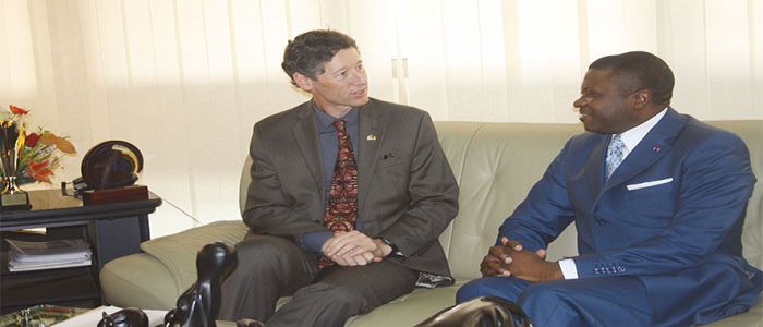 Dévéloppement: l’école canadienne