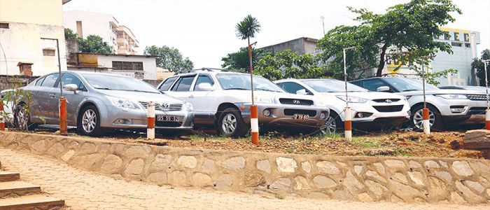 Ventes aux enchères: arnaques au port de Douala