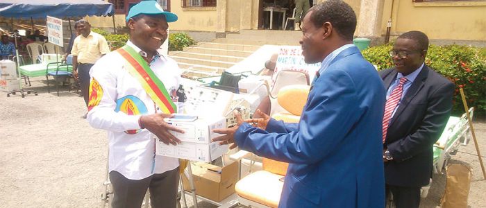 Action parlementaire: le geste de l’honorable Martin Oyono