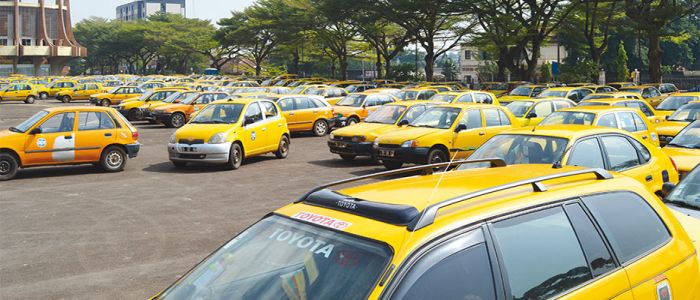 Défaut de plaque CEMAC:plus de 200 taxis en fourrière