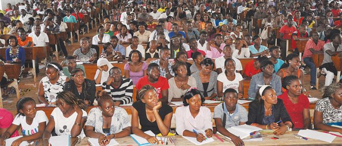 Don d’ordinateurs aux étudiants: la promesse de Paul Biya bientôt tenue
