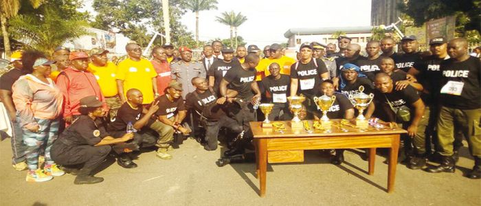 20 mai: marquage du site du défilé demain à Douala