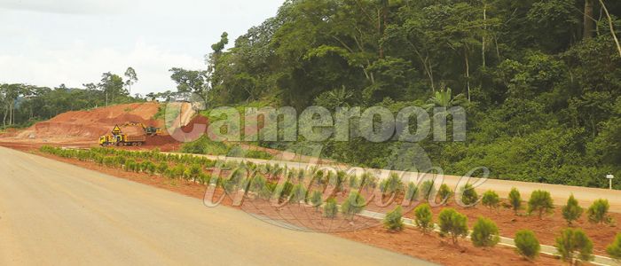 Autoroute Yaoundé-Douala: à plein régime