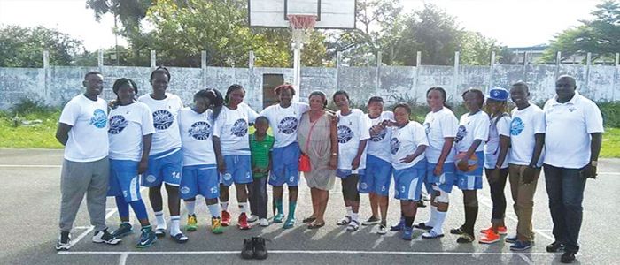 Basketball dames: Apejes de Mfou champion 