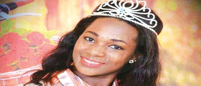 Osiera Mebounou: « J’ai toujours été passionnée par la mode » Osiera Mebounou: « J’ai toujours été passionnée par la mode »