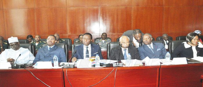 Code de justice militaire: le Sénat examine le texte Code de justice militaire: le Sénat examine le texte